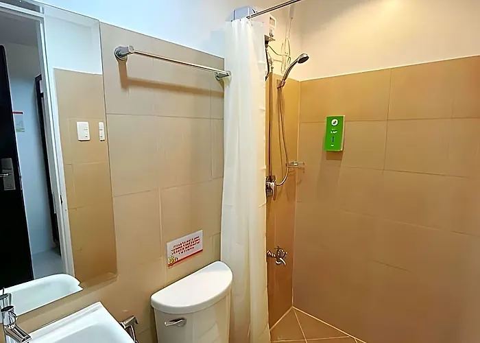 Travelbee Mactan Airport Hotel